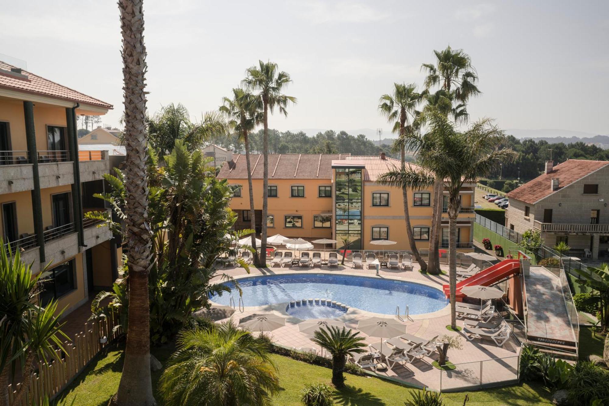 Apartamentos Atlantico Resort Монтальво Екстер'єр фото